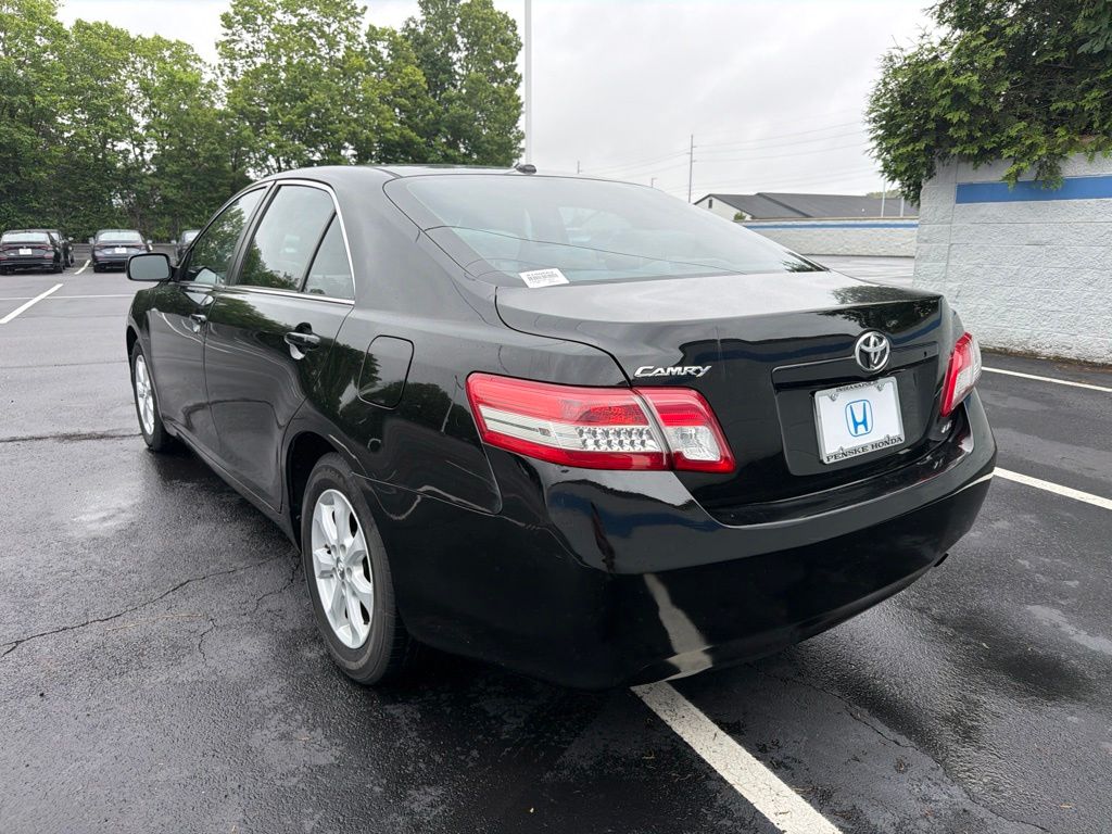 Thumbnail: 2011 Toyota Camry - 3