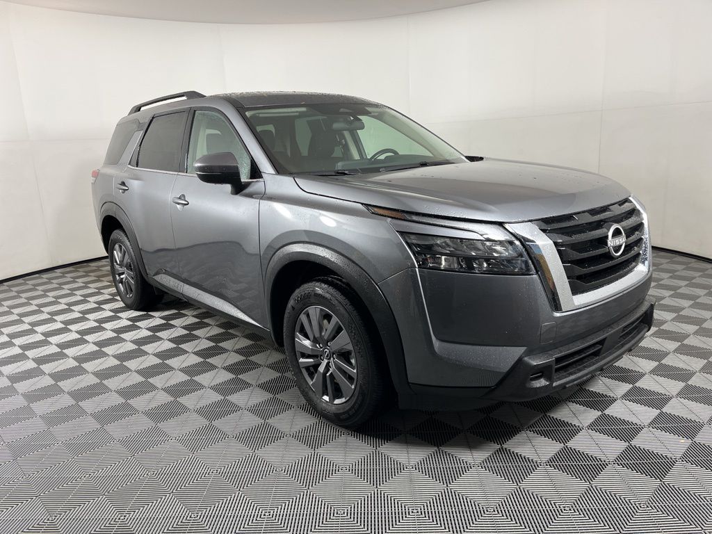 Thumbnail: 2025 Nissan Pathfinder - 18