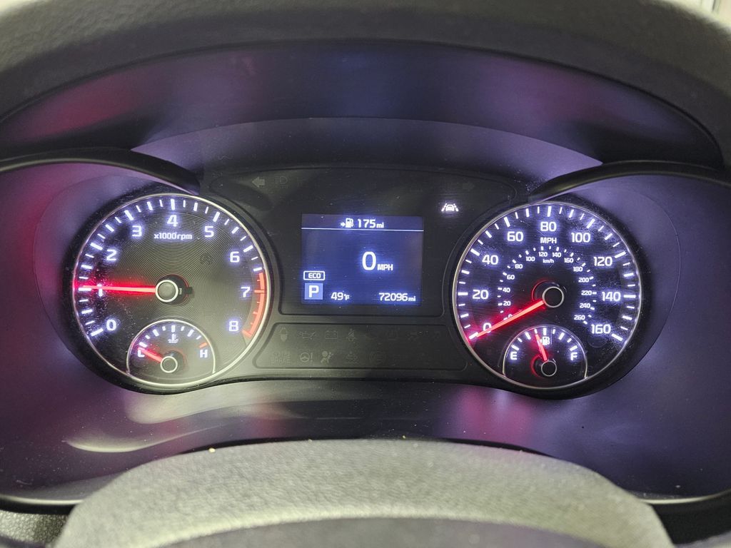 Used 2020 White Kia LX image 26