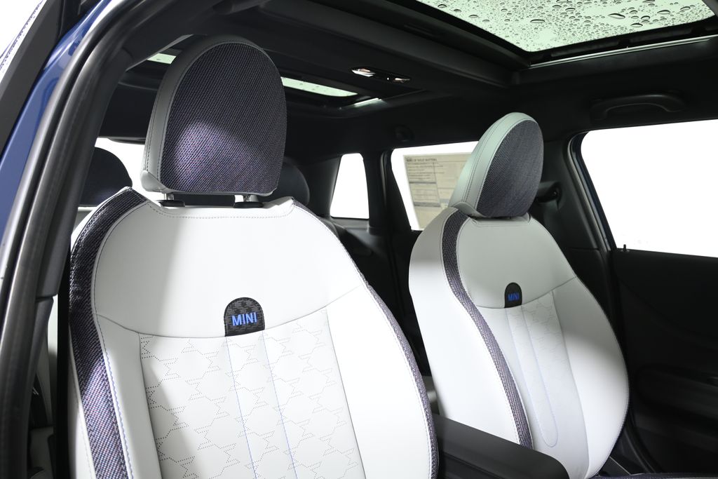 Thumbnail: 2026 MINI Cooper - 30