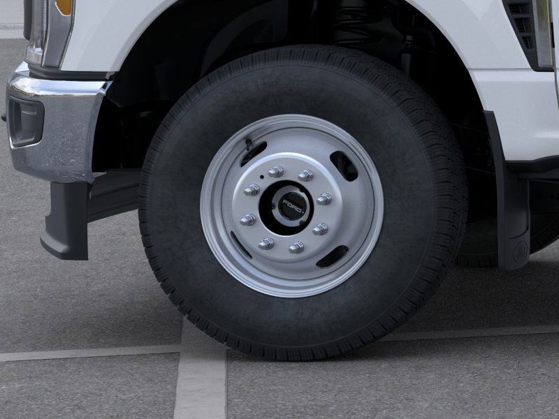 2025 Ford F-350 Super Duty XL
