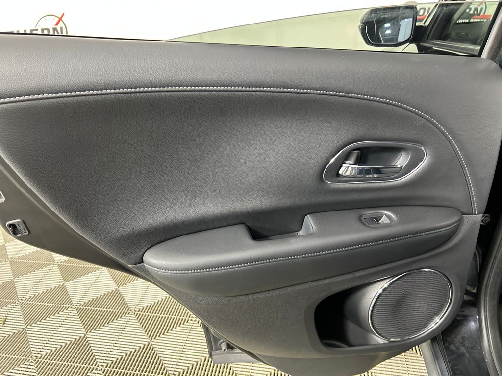 Certified Used 2018 Black Honda EX-L image 14
