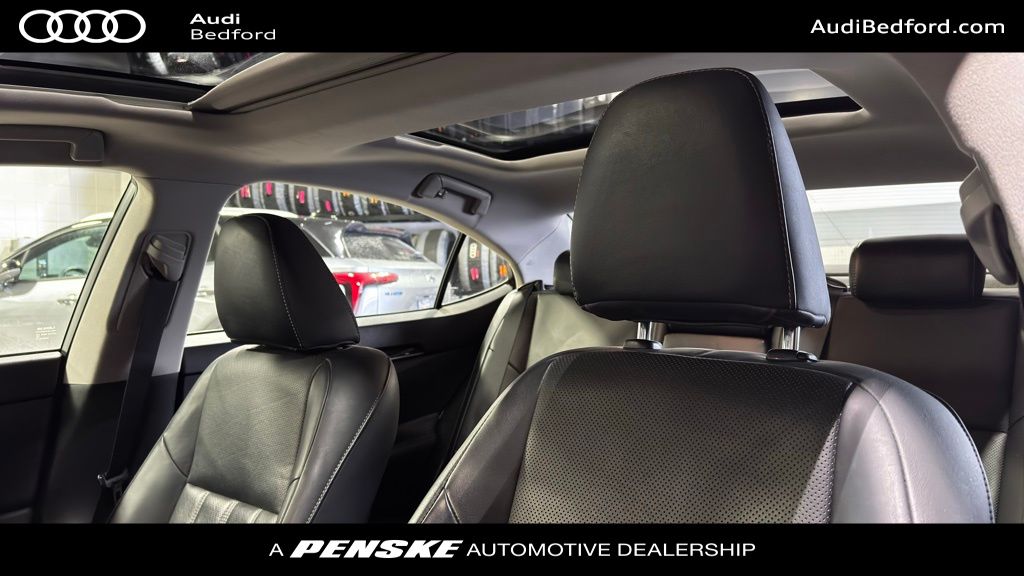 Thumbnail: 2018 Lexus ES - 12