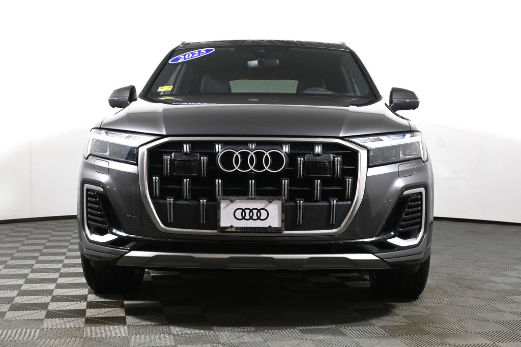 Thumbnail: 2025 Audi Q7 - 10
