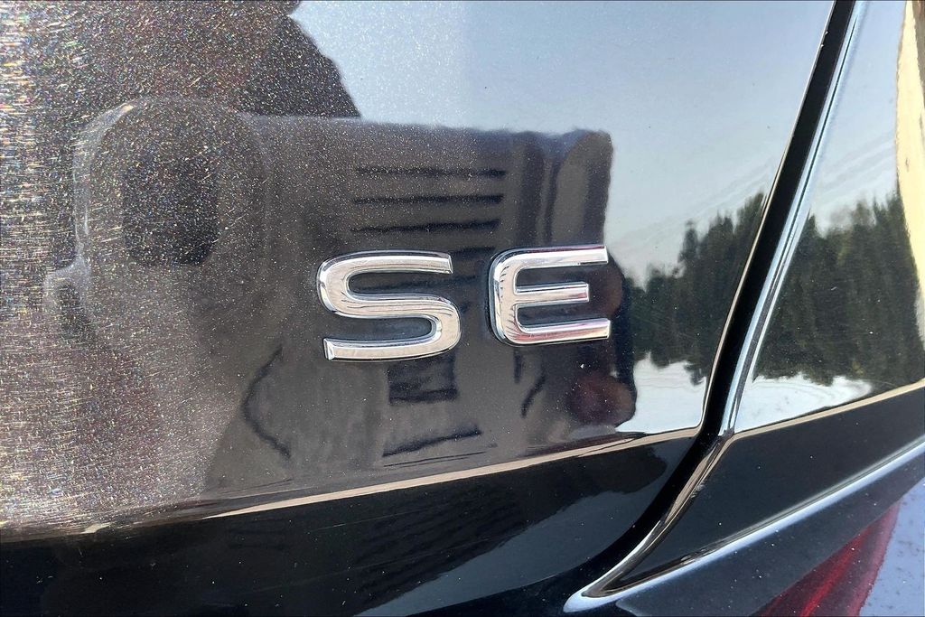 Used 2024 Volkswagen Jetta Sedan
