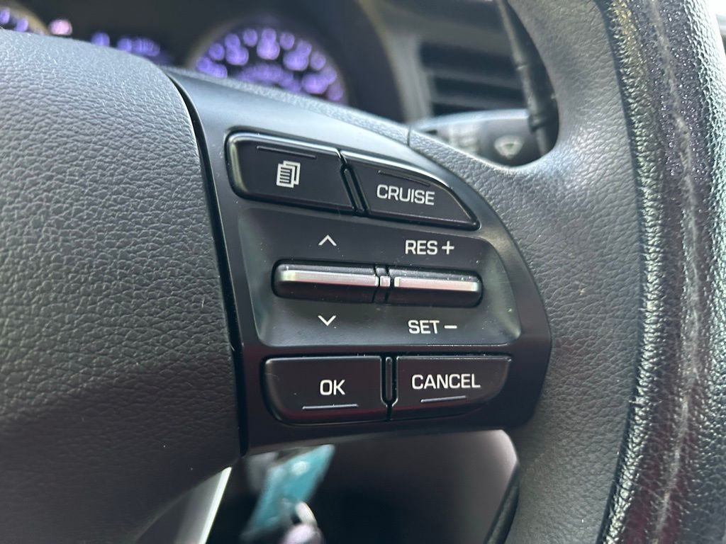 Thumbnail: 2019 Hyundai Elantra - 18