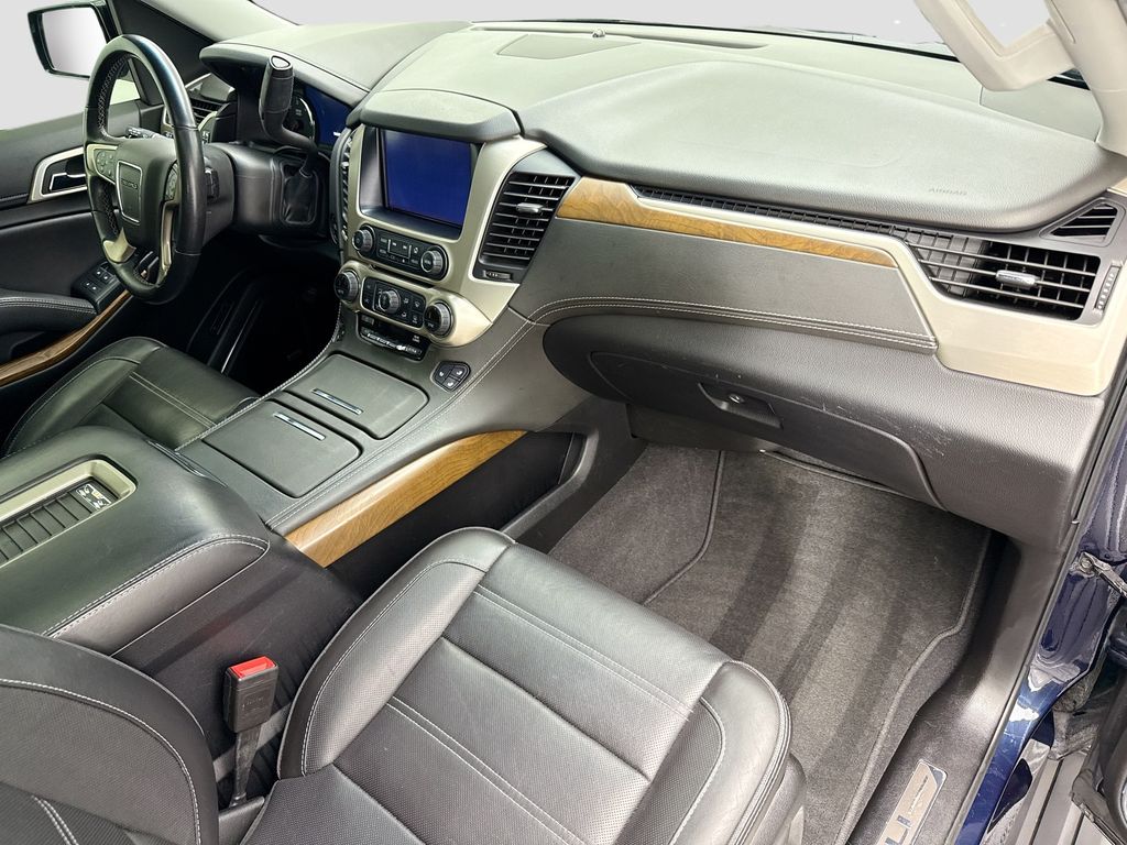 Thumbnail: 2020 GMC Yukon - 16