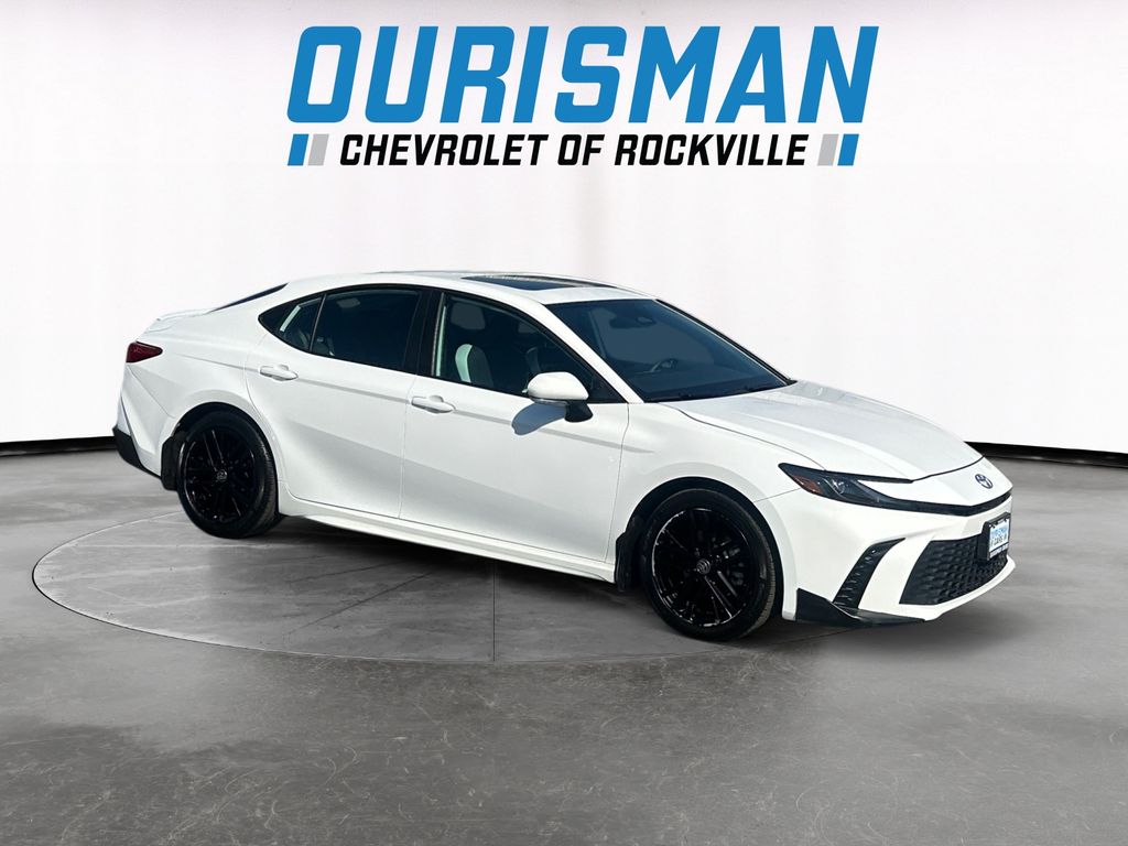 Ice 2025 Toyota Camry SE FWD Sedan Front-Wheel Drive Continuously Variable Transmission