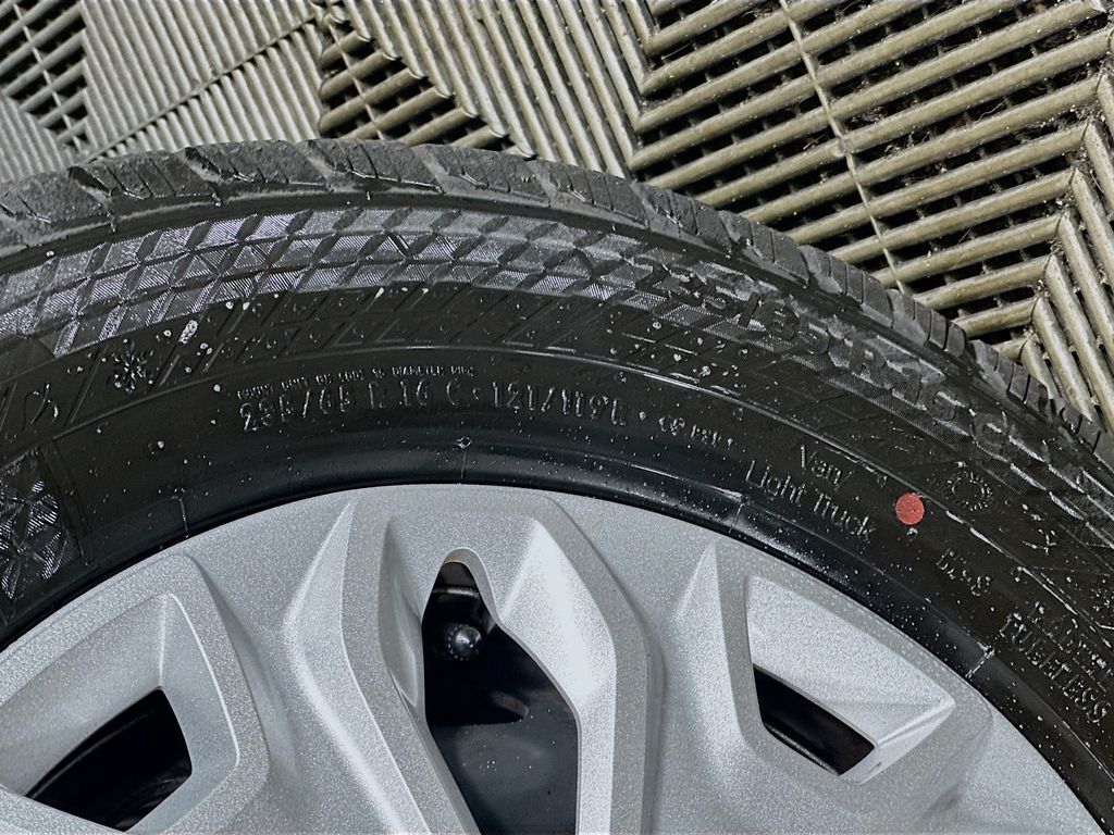 Used 2024 White Ford Base image 33