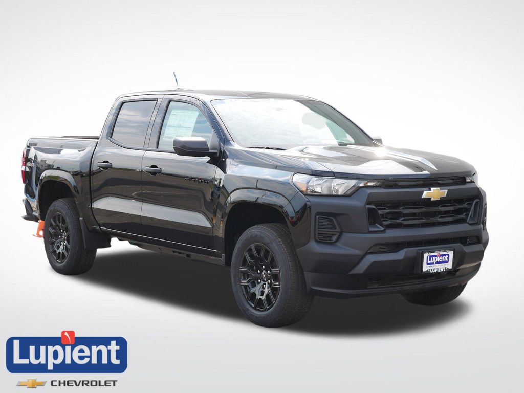 Black 2026 Chevrolet Colorado Pickup Truck Four-Wheel Drive 8-Speed Automatic
