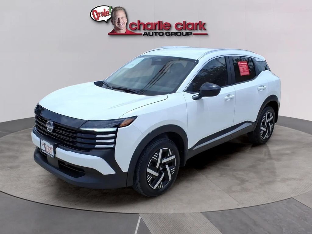 White (Fresh Powder) 2026 Nissan Kicks SUV / Crossover Front-Wheel Drive Continuously Variable Transmission