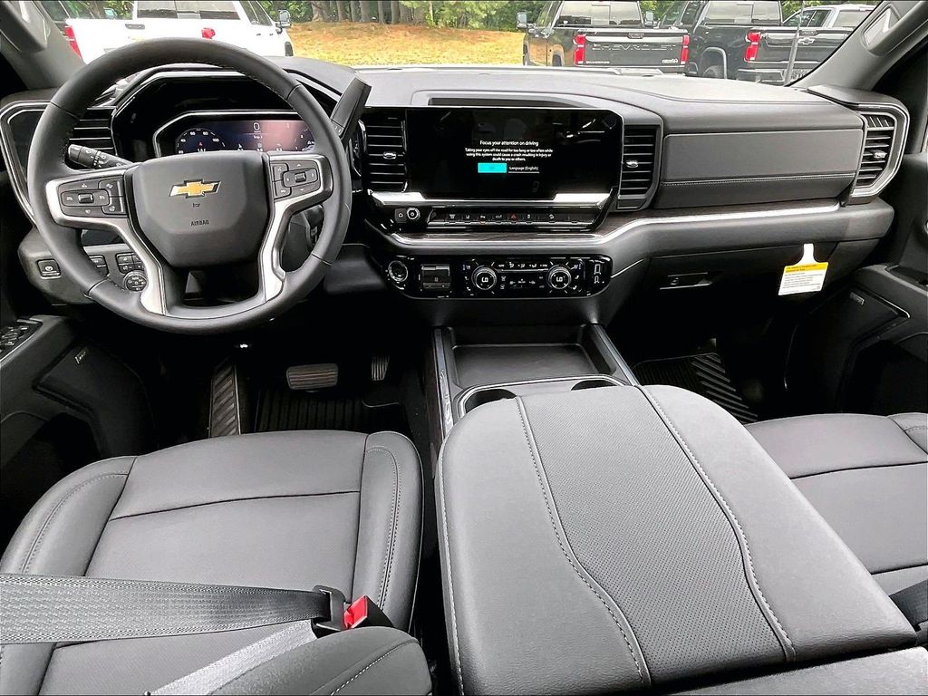 2026 Chevrolet Silverado 2500HD — photo 12