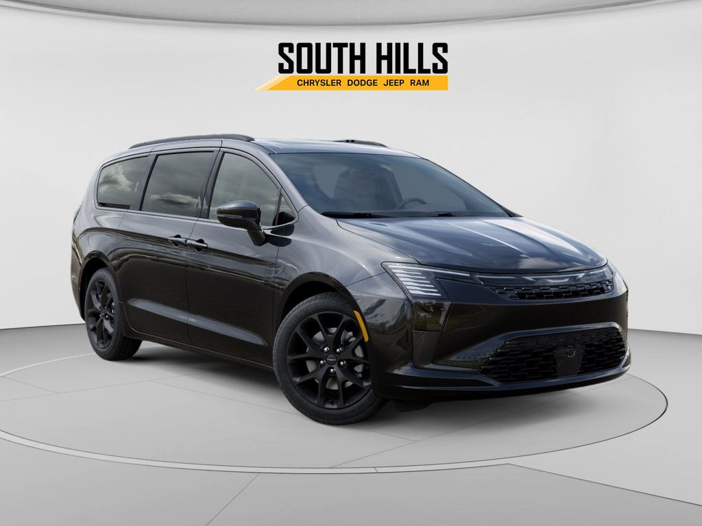 2027 Chrysler Pacifica Limited  at South Hills CDJR