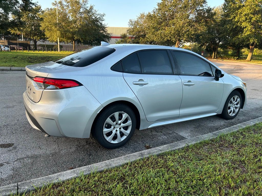Thumbnail: 2022 Toyota Corolla - 5