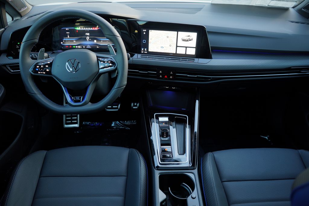 2024 Volkswagen Golf R 14