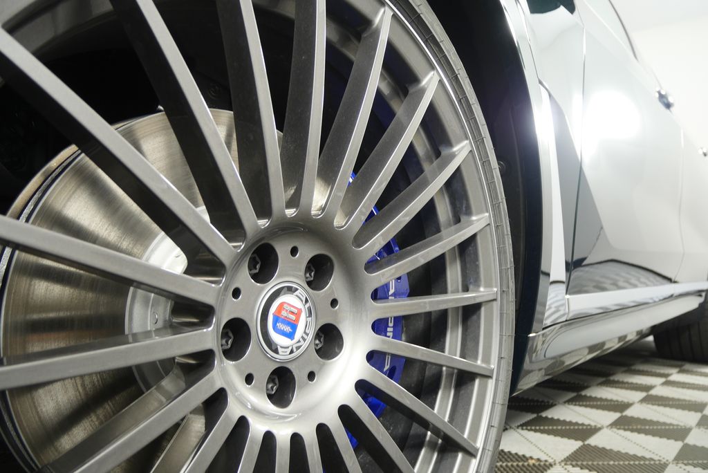 Thumbnail: 2026 BMW X7 - 8