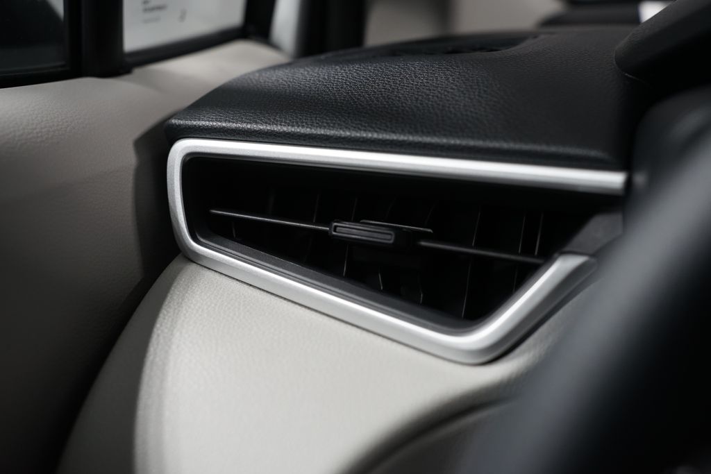 Thumbnail: 2026 Toyota Corolla Cross - 23