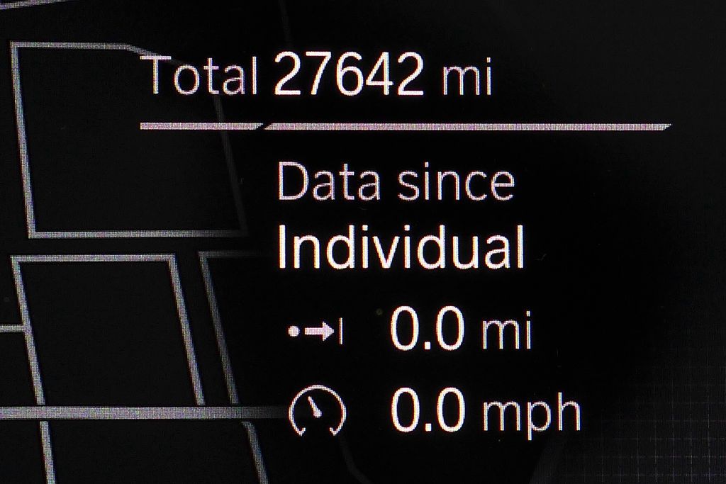 Thumbnail: 2022 BMW 5 Series - 32