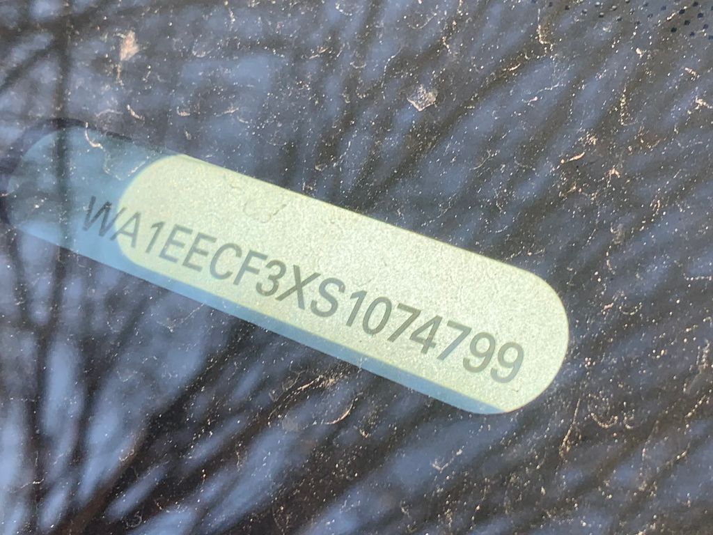 Thumbnail: 2025 Audi Q3 - 17