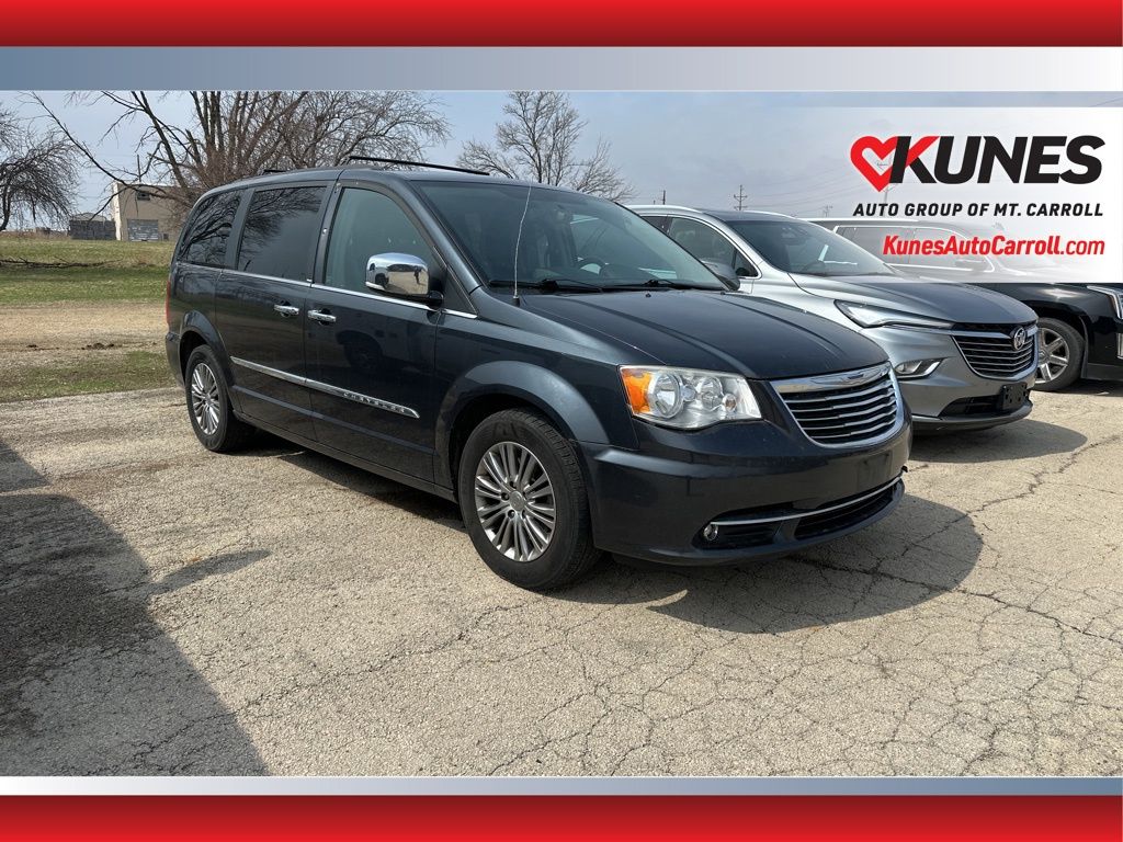 Gray (Maximum Steel Metallic Clearcoat) 2014 Chrysler Town & Country Touring-L FWD Minivan Front-Wheel Drive 6-Speed Automatic