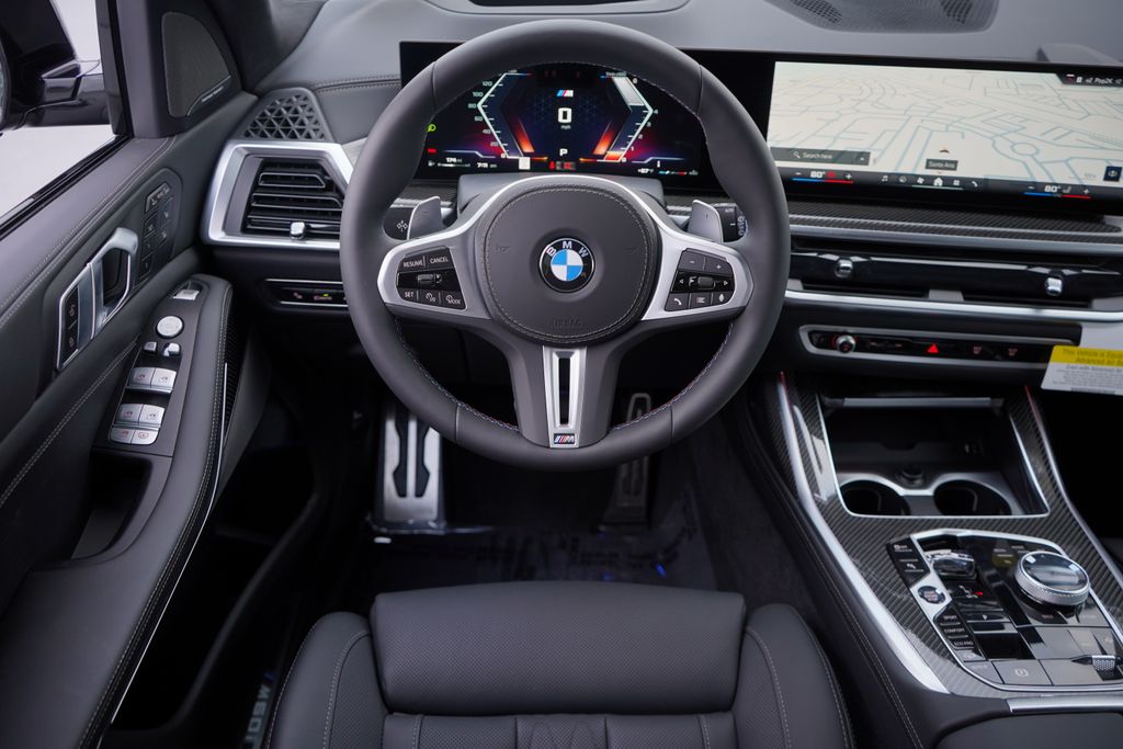 2025 BMW X7 M60i 15