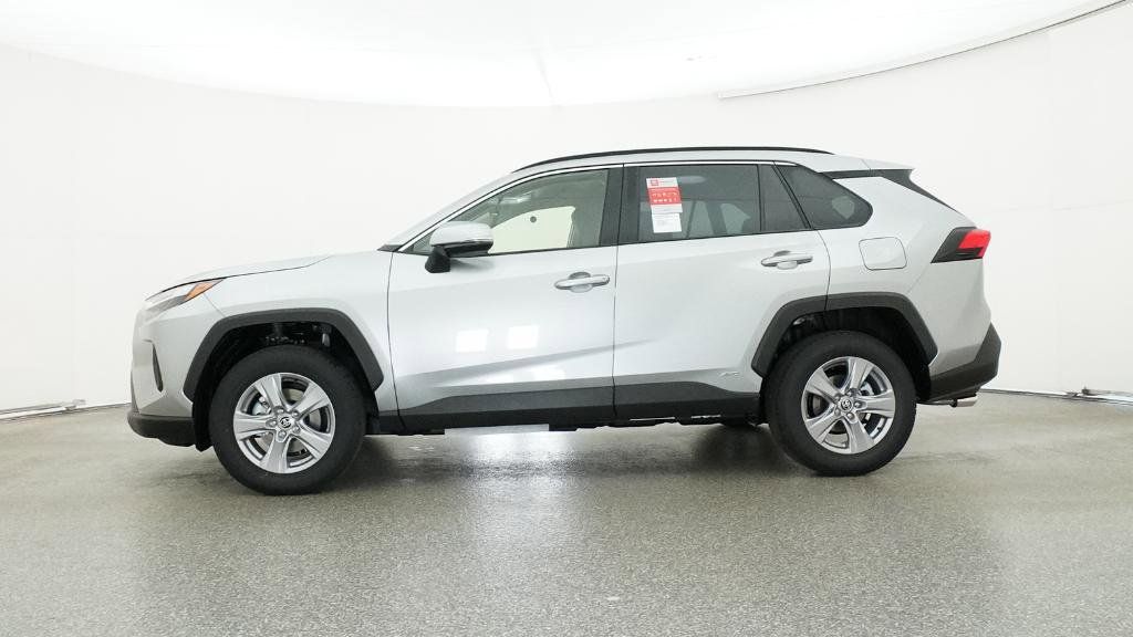 Thumbnail: 2025 Toyota RAV4 - 29