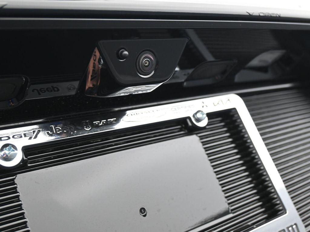 New 2026 High Gloss Black Jeep Summit Obsidian image 40