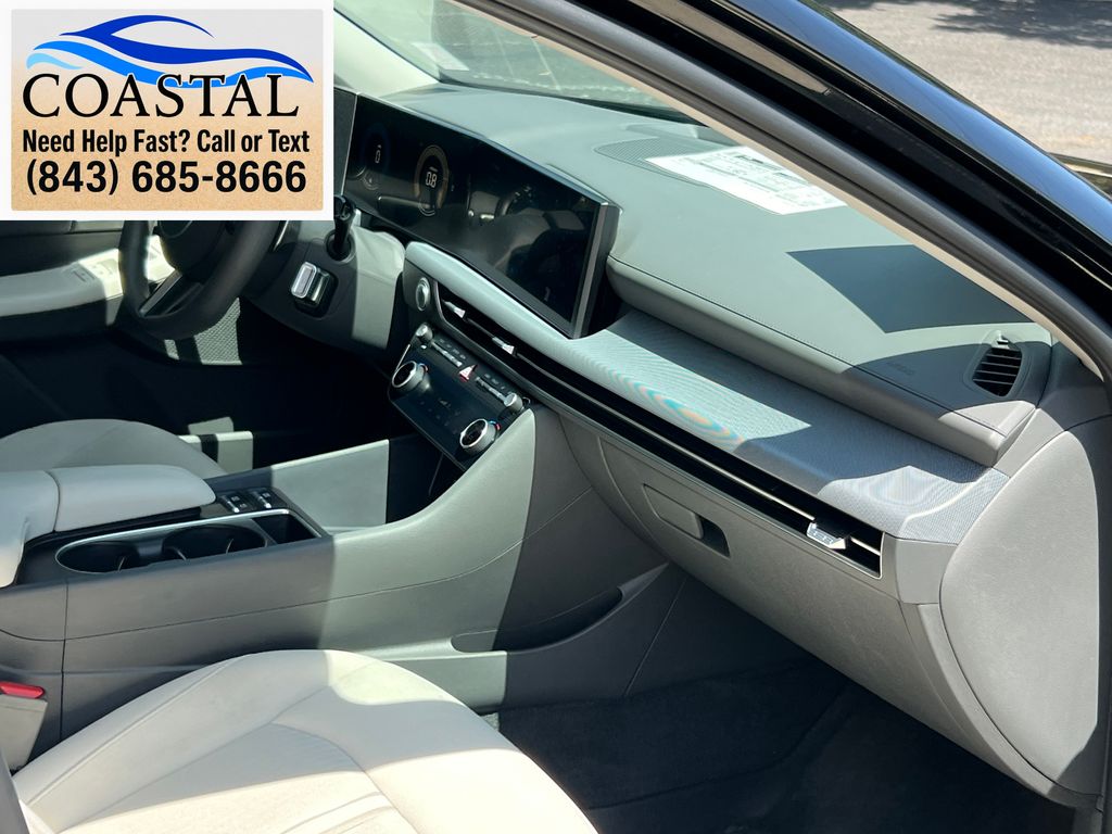 2025 Hyundai Sonata SEL Black at Matthews Motors of Wilmington