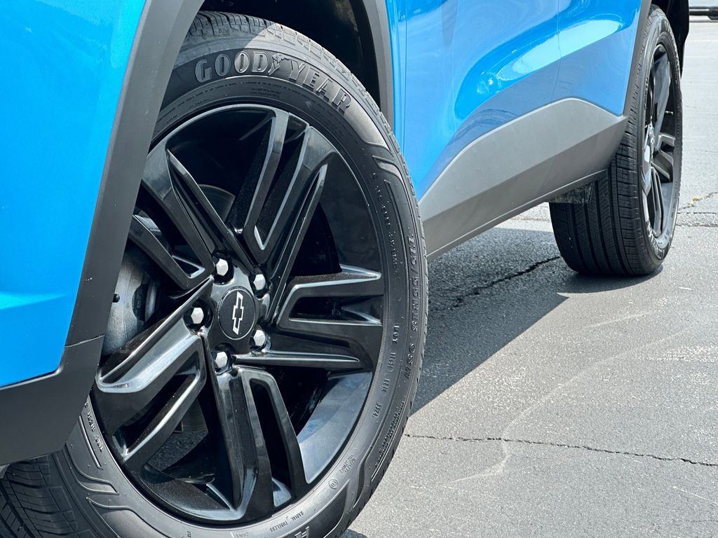 Used Car 2025 Chevrolet Trax  Activ For Sale Under $30,000 In Austin, Texas
