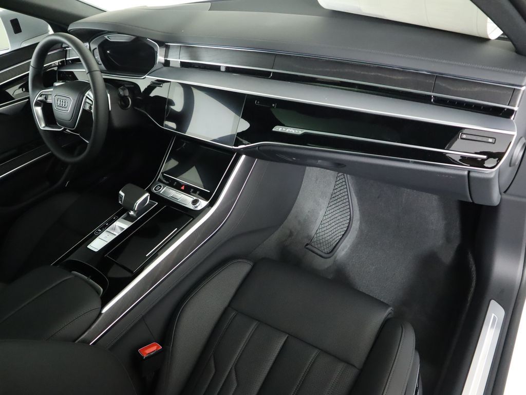 Thumbnail: 2025 Audi A8 - 18