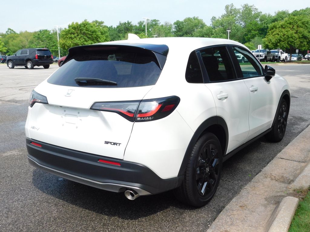 2024 Honda HR-V Sport 10