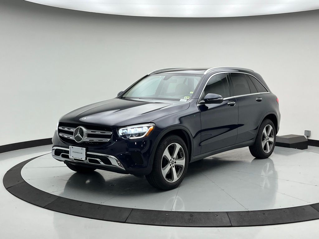 2021 Mercedes-Benz GLC 300 Hero Image