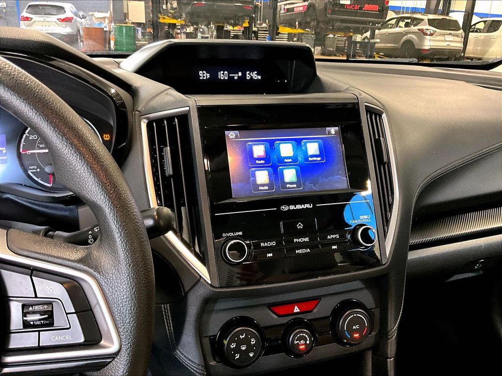2017 Subaru Impreza — photo 19