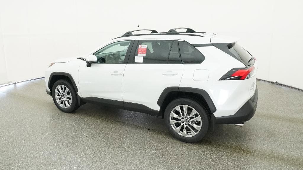 Thumbnail: 2025 Toyota RAV4 - 14