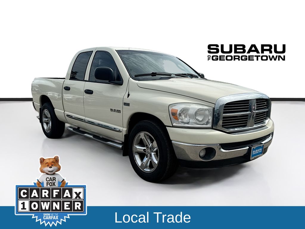 Cool Vanilla Clearcoat 2008 Dodge RAM 1500 SLT Quad Cab RWD Pickup Truck Rear-Wheel Drive 5-Speed Automatic