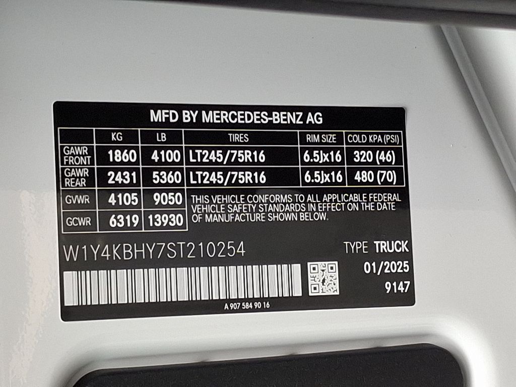 2025 Mercedes-Benz Sprinter 2500 19