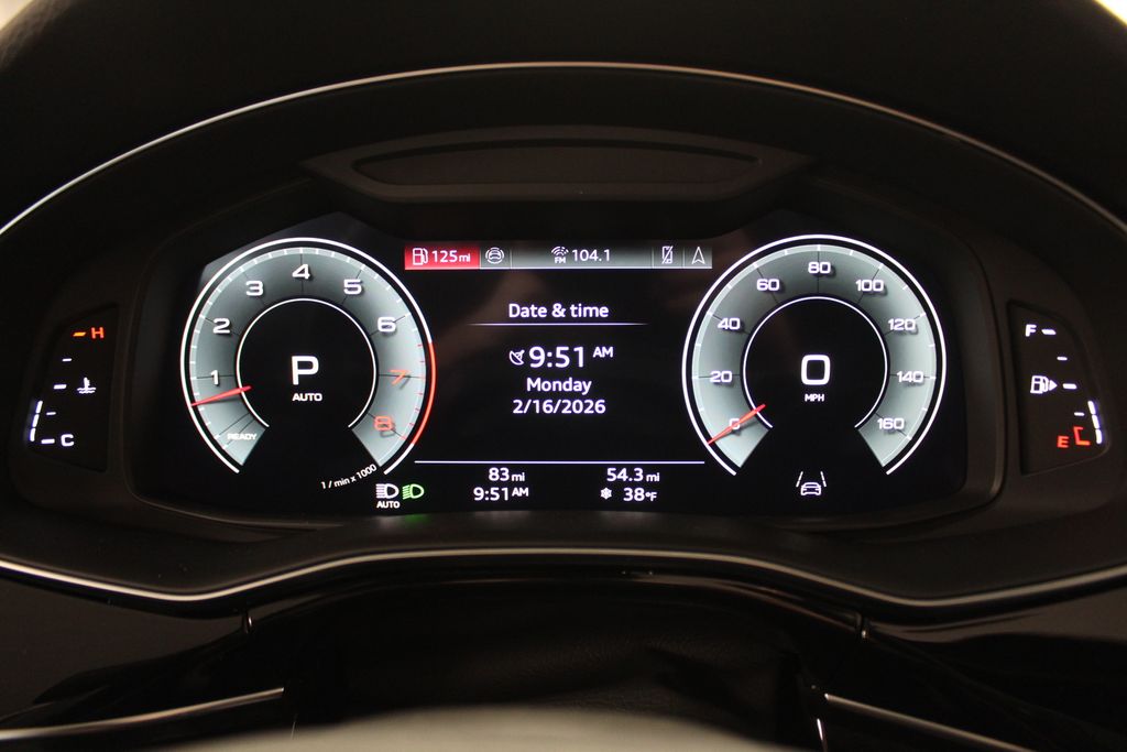 Thumbnail: 2026 Audi Q8 - 32