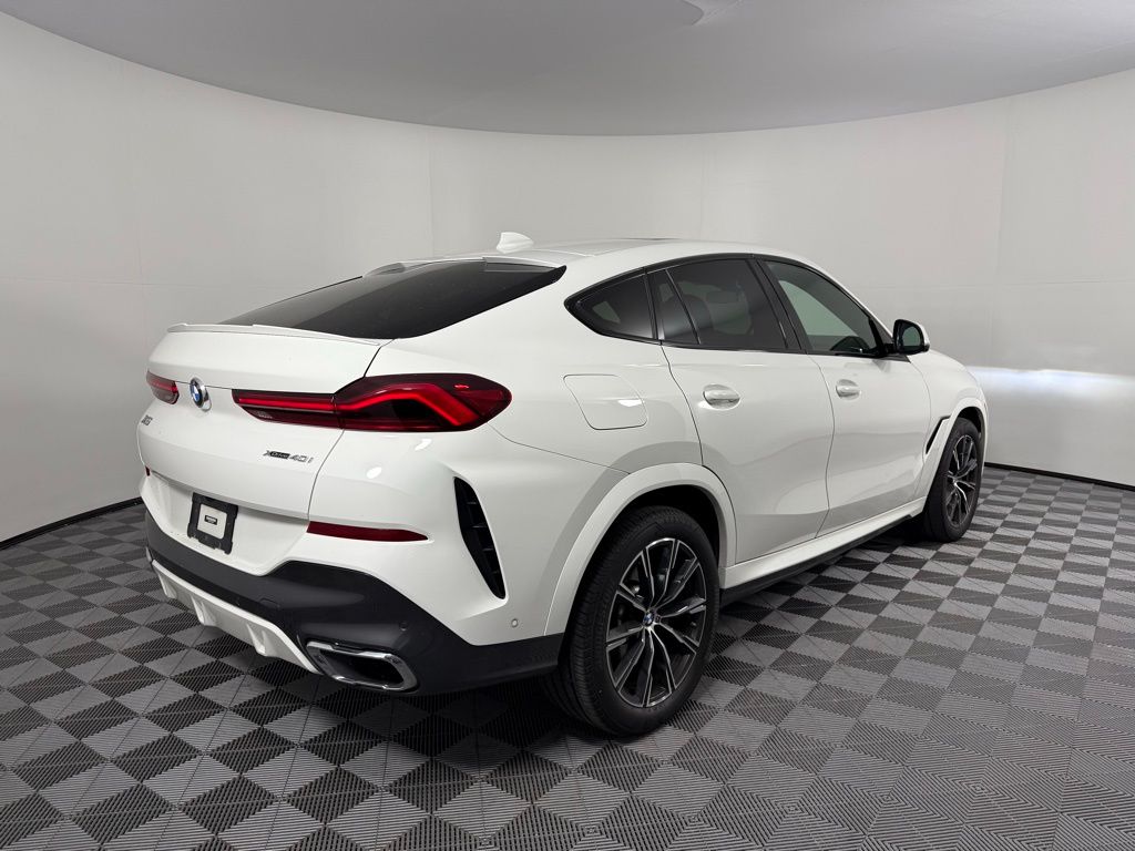 Thumbnail: 2022 BMW X6 - 5