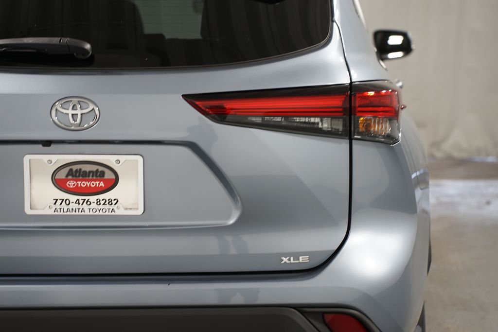 2023 Toyota Highlander XLE 10