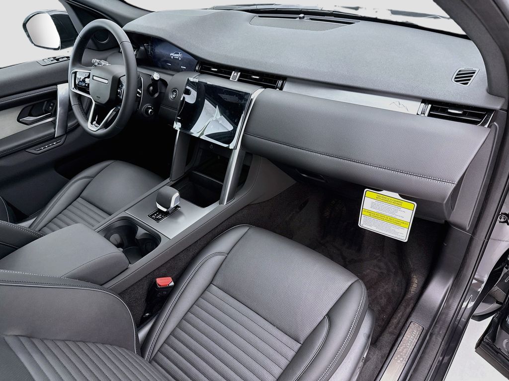 Thumbnail: 2026 Land Rover Discovery Sport - 16