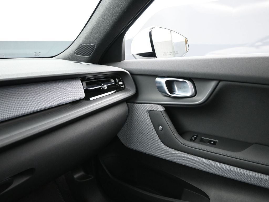 2022 Polestar 2 Long Range Dual Motor
