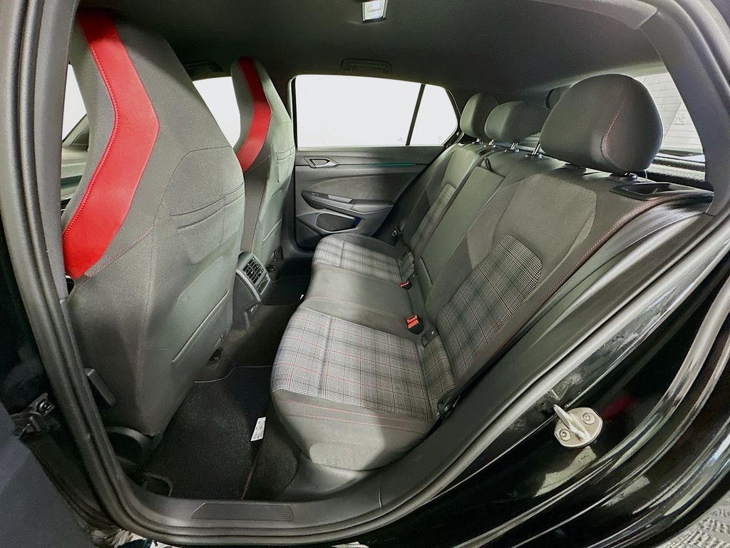 Thumbnail: 2024 Volkswagen Golf - 23