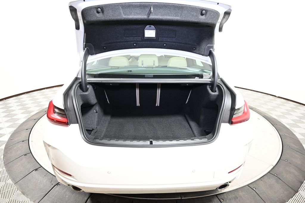 Thumbnail: 2023 BMW 3 Series - 10