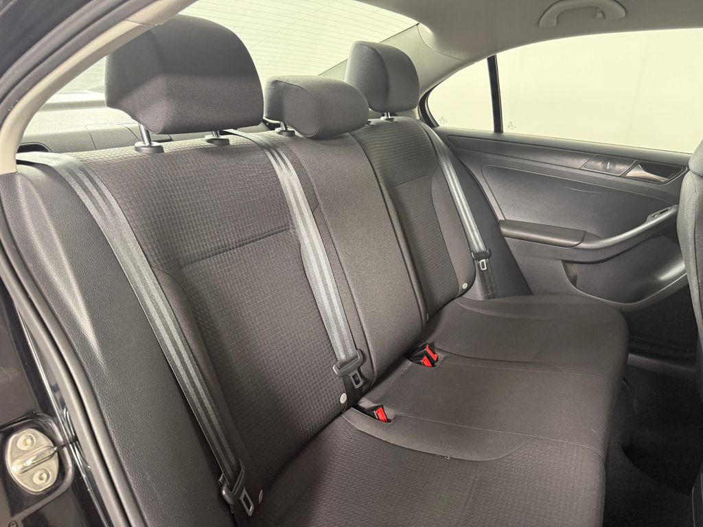 Used 2015 Black Volkswagen 2.0L S image 21