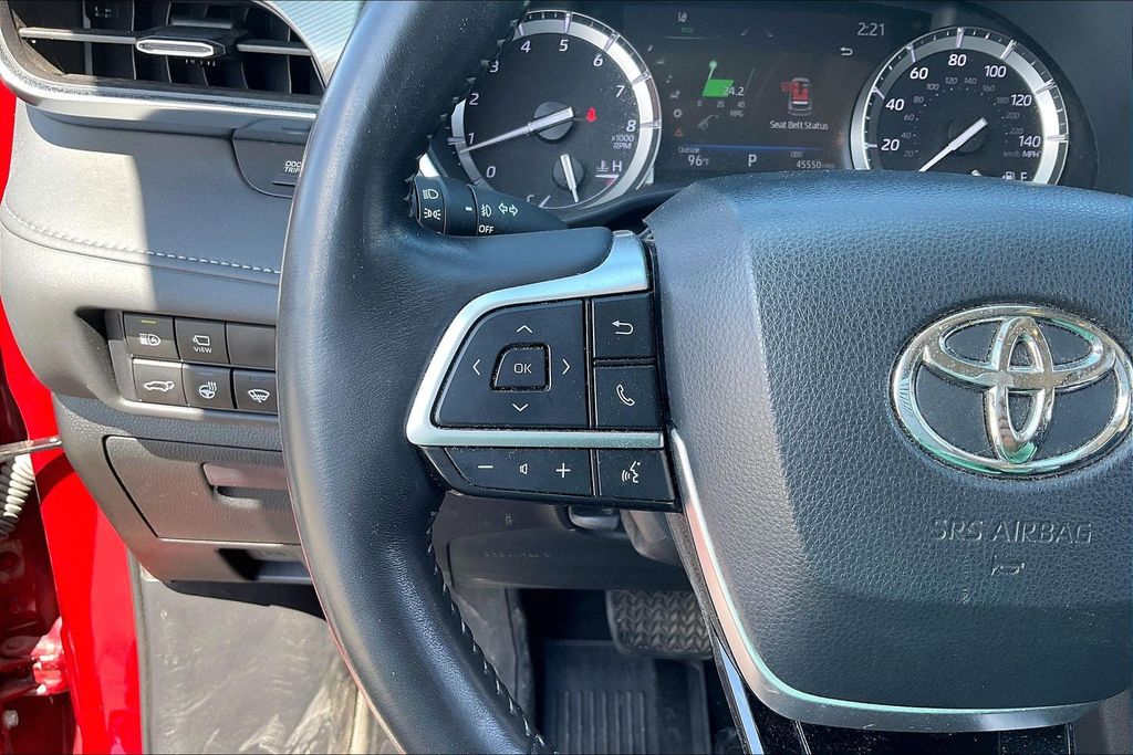 Used 2022 Toyota Highlander SUV