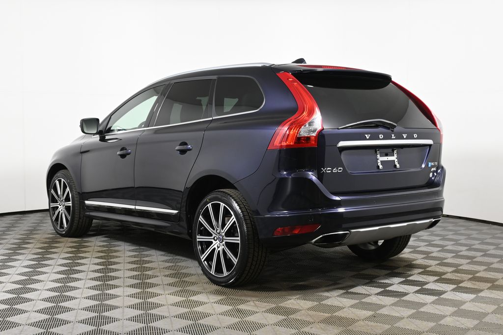 Thumbnail: 2016 Volvo XC60 - 6