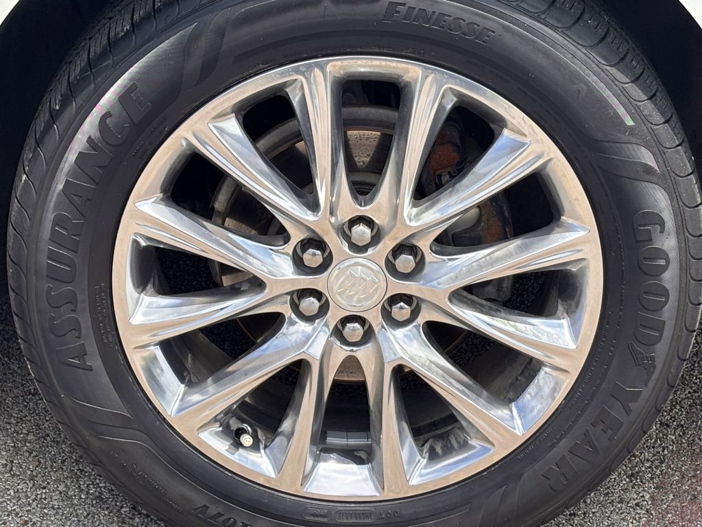 Used Car 2018 Buick Enclave  Premium Group For Sale Under $25,000 In Corsicana, Texas