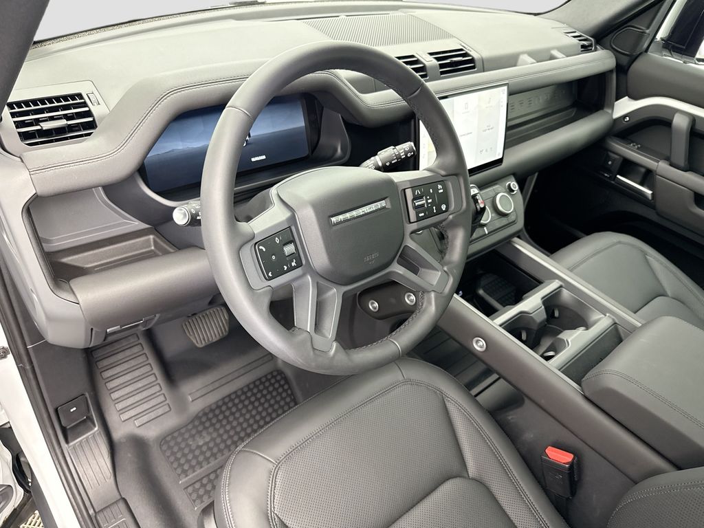 Thumbnail: 2025 Land Rover Defender - 9