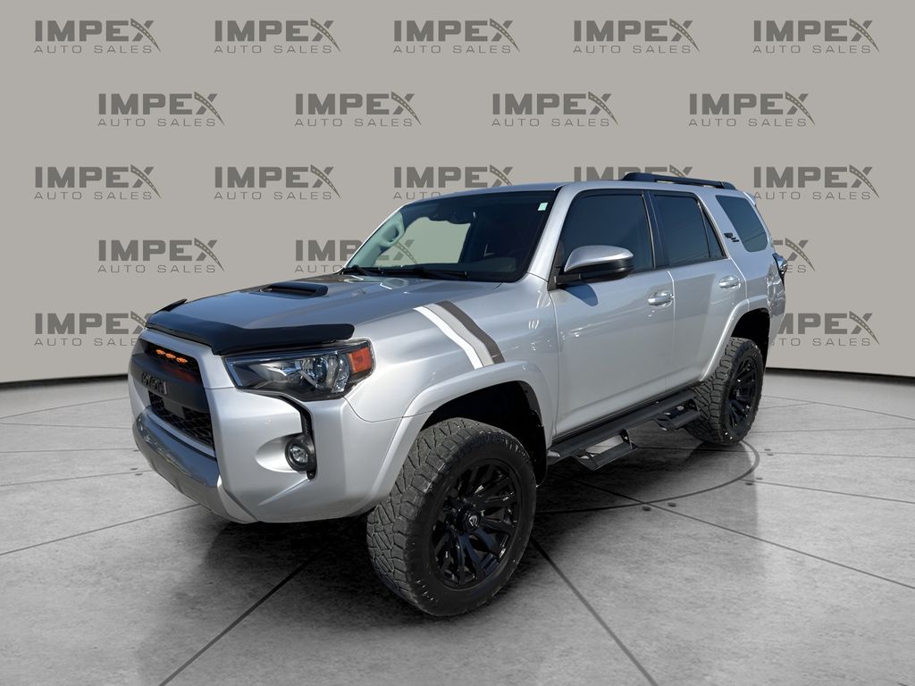 2021 Toyota 4Runner TRD Off-Road's photo