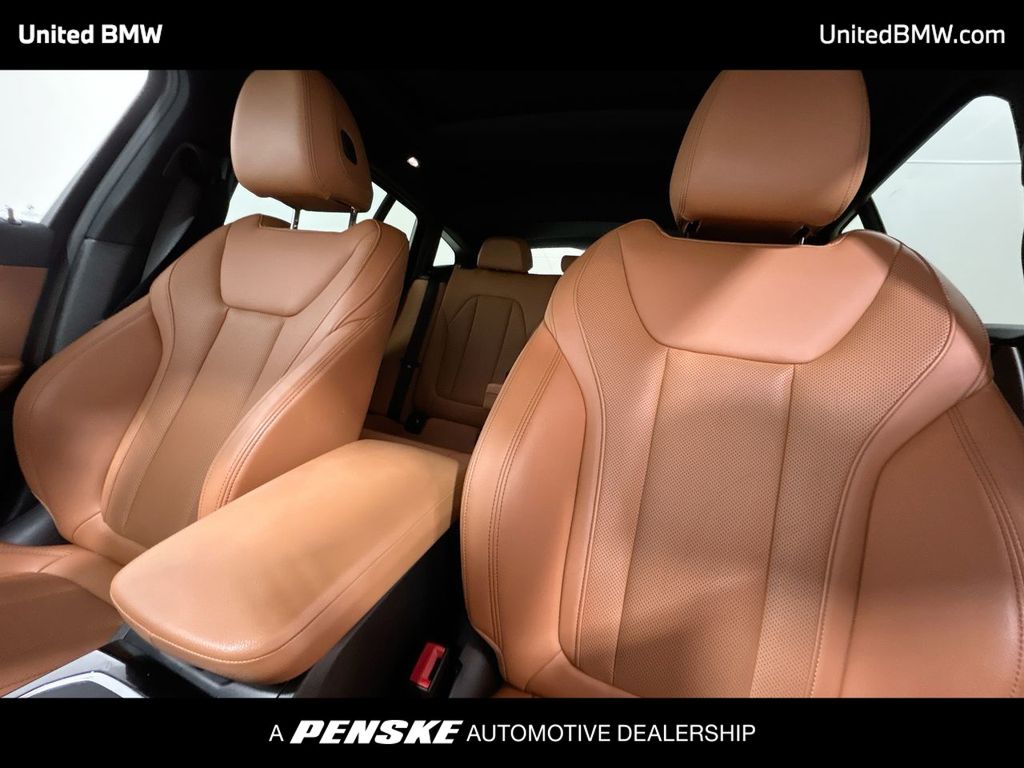 Thumbnail: 2022 BMW X4 - 13